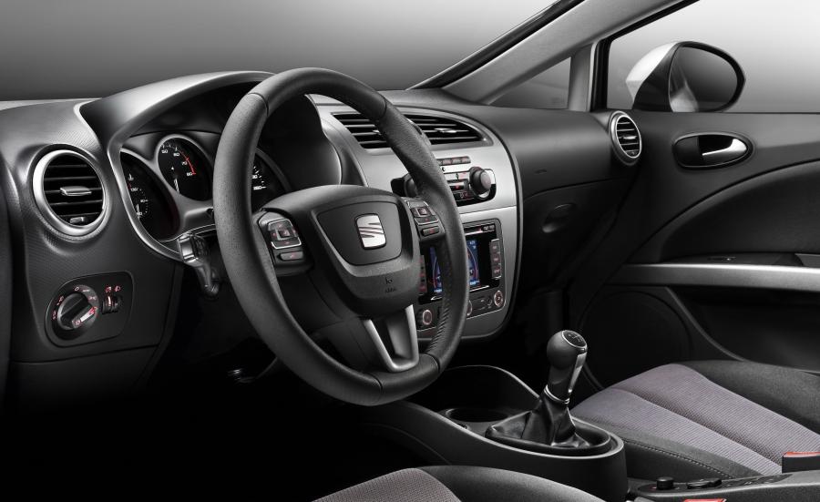  Seat Leon 2009 года  (фото 17 из 104)